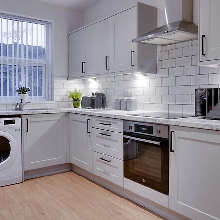 Birkenhead - 2 Bedroom House Екстер'єр фото