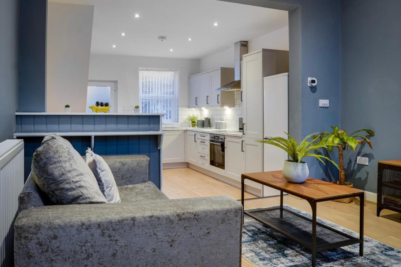 Birkenhead - 2 Bedroom House Екстер'єр фото