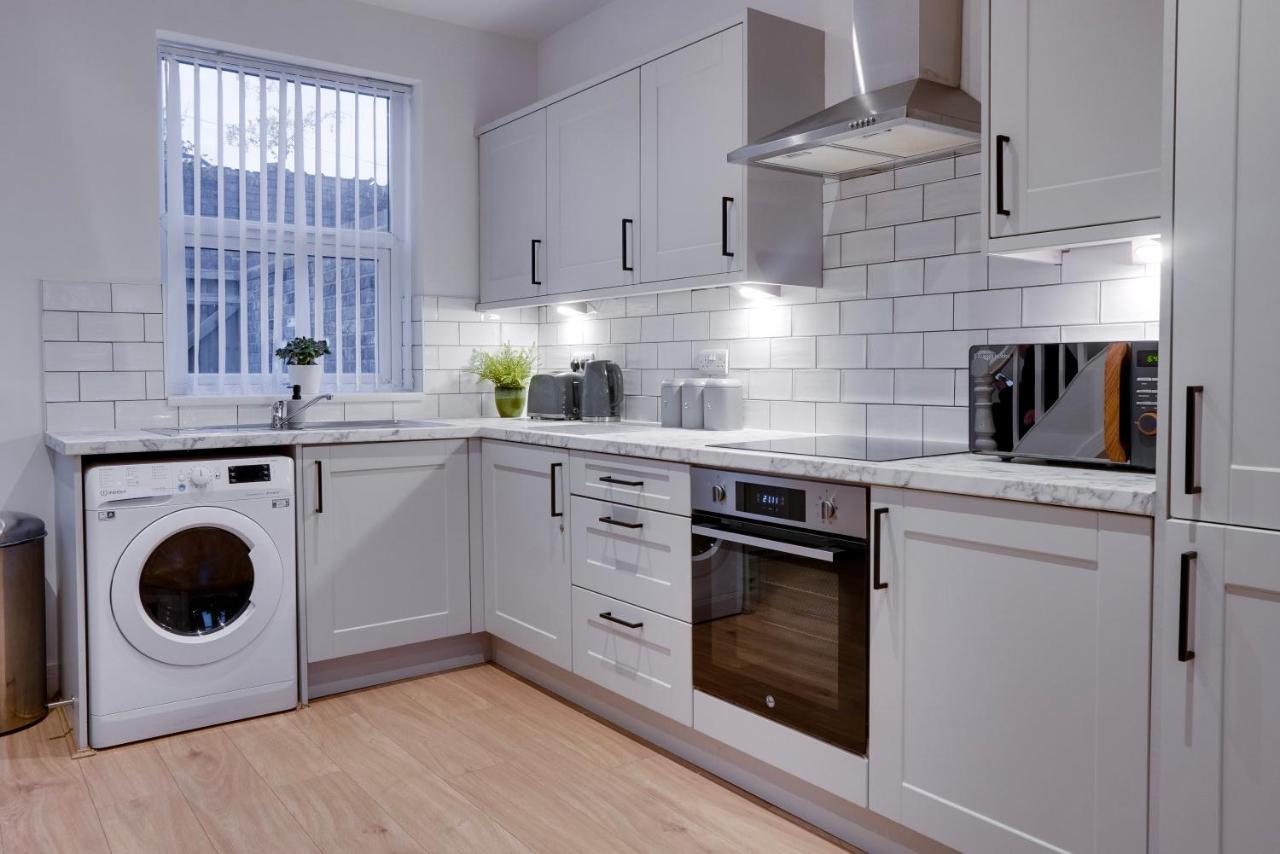 Birkenhead - 2 Bedroom House Екстер'єр фото